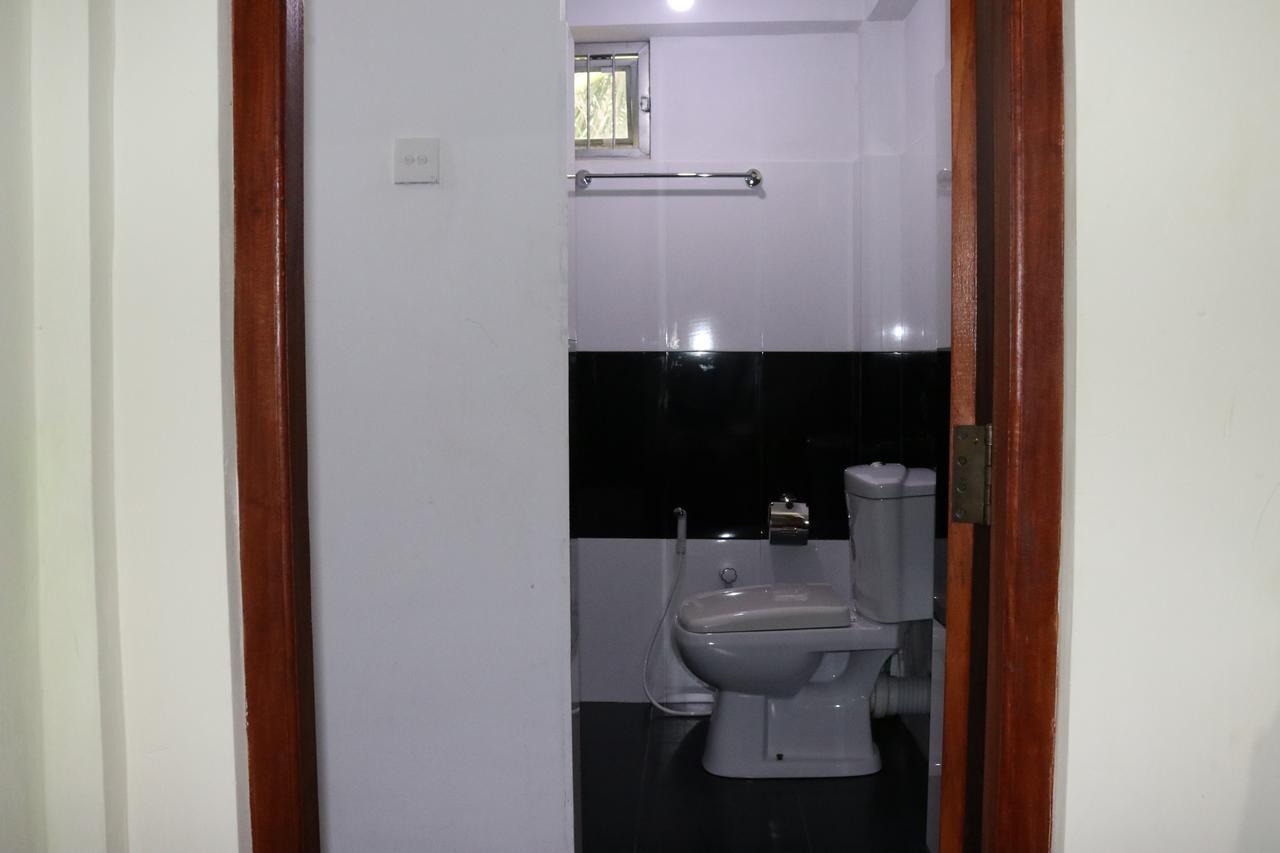 Hotel Sanasuma Rest Anuradhapura Esterno foto